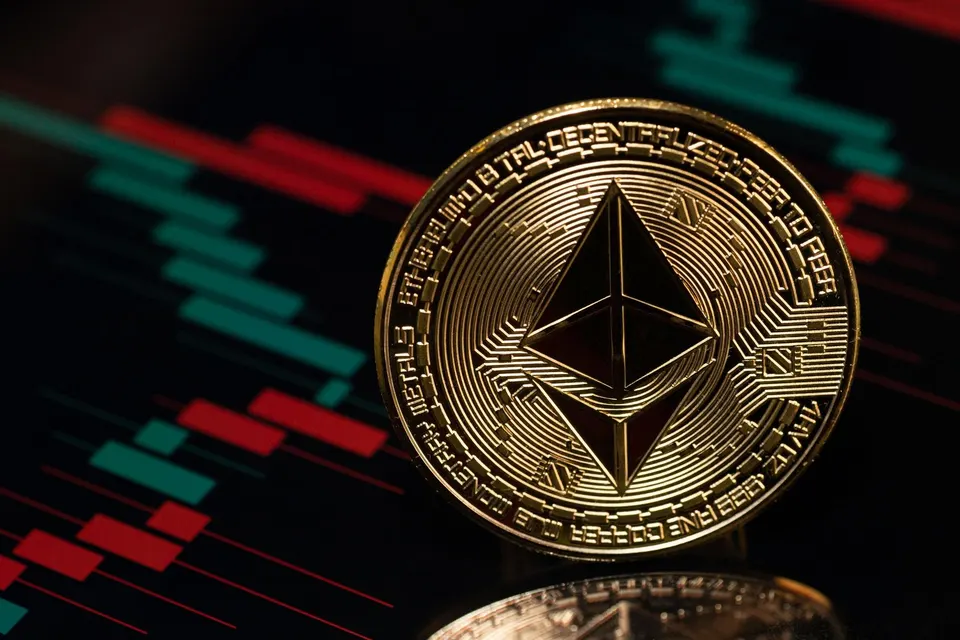Unveiling Ethereum’s Potent Price Surge in 2025: Expert Predictions